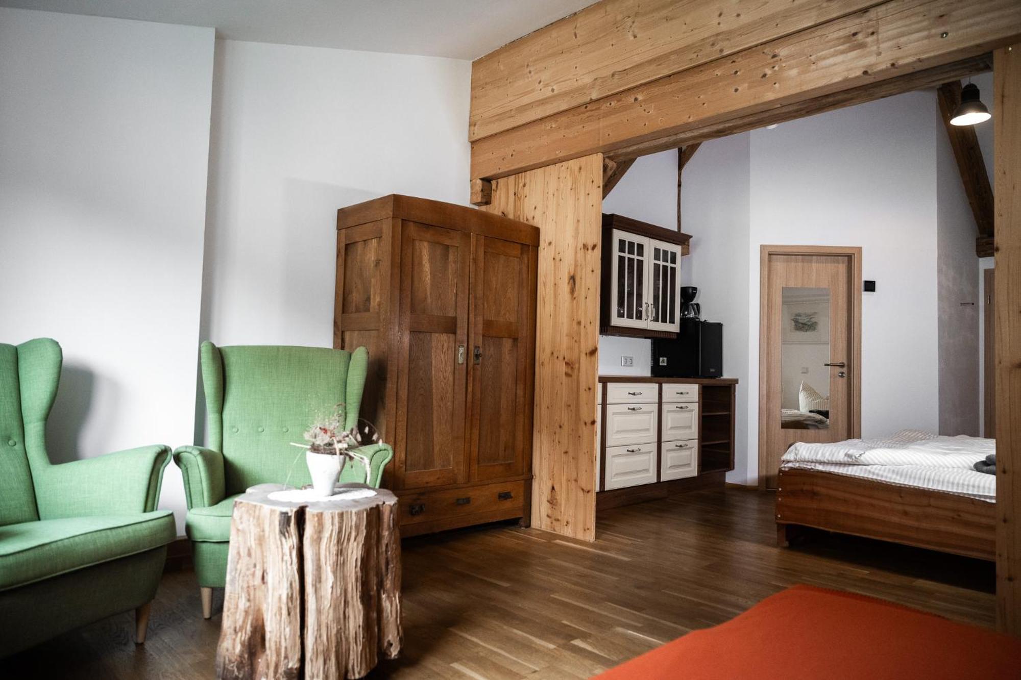Alte Kass Hotel & Kaffeehaus Neidlingen Eksteriør bilde